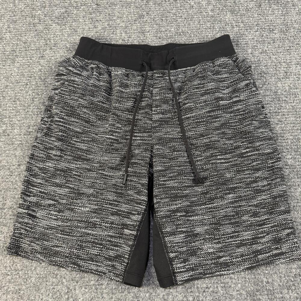 Lululemon Shorts Mens Medium Black White Lined Athletic Training Running
